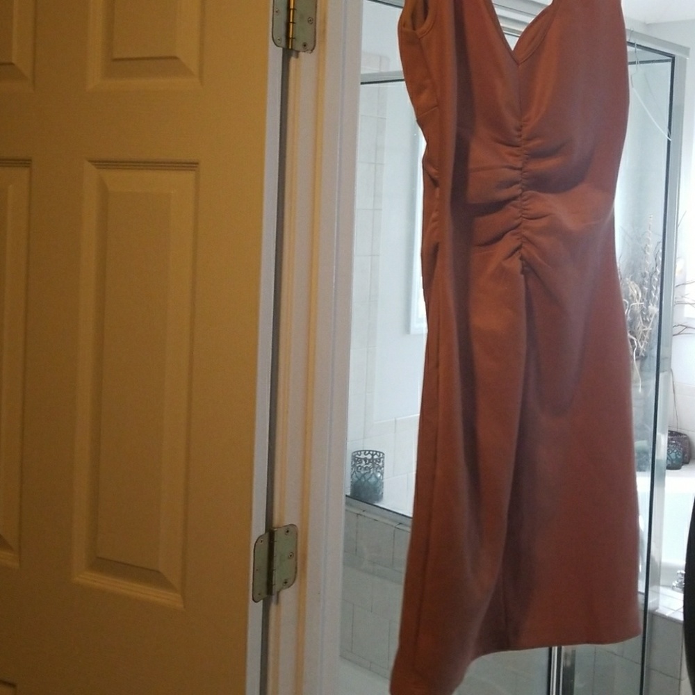 Dress - Picture 2 of 4